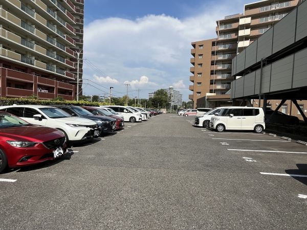 駐車場(共用設(shè)備)  寫真撮影日：2024-08-04