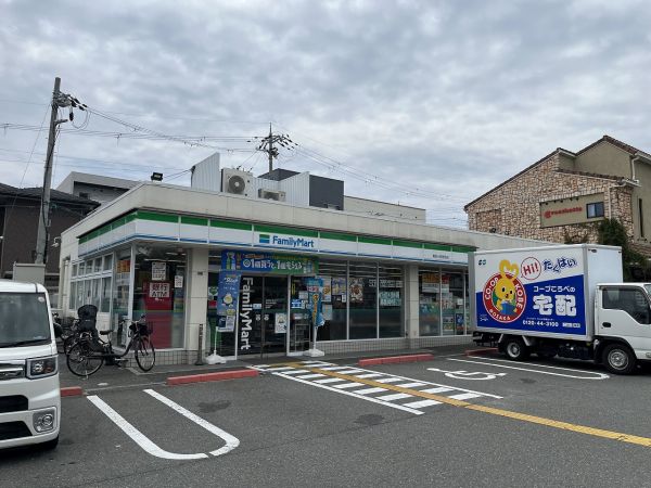 ファミリーマート箕面小野原西店 160m 寫真撮影日：2024-06-30 